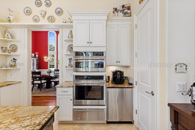 20 Balmoral Pl, Hilton Head Island, SC 29926