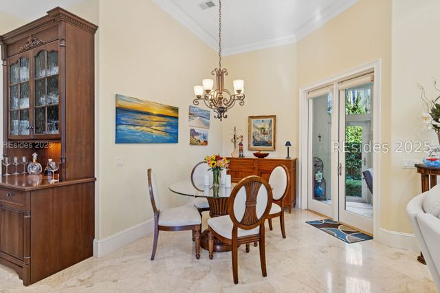 20 Balmoral Pl, Hilton Head Island, SC 29926