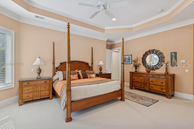 20 Balmoral Pl, Hilton Head Island, SC 29926