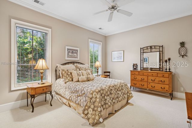 20 Balmoral Pl, Hilton Head Island, SC 29926