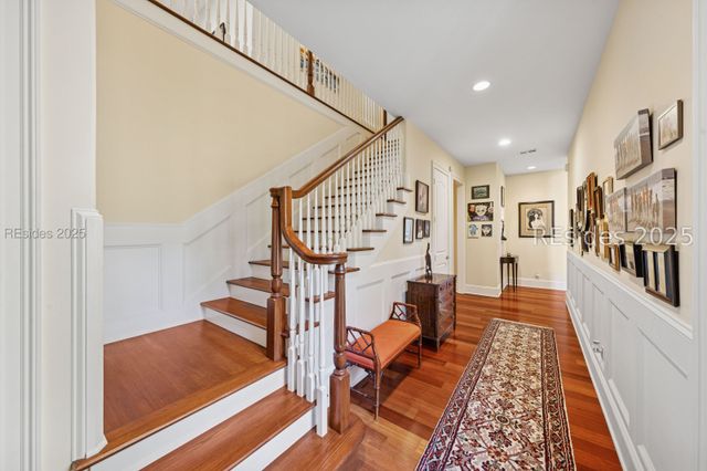 20 Balmoral Pl, Hilton Head Island, SC 29926