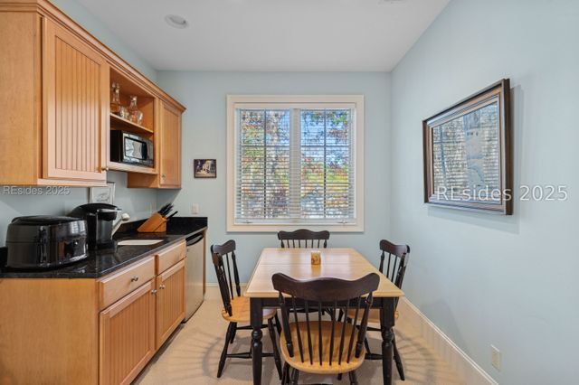 20 Balmoral Pl, Hilton Head Island, SC 29926