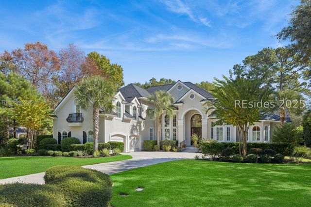 20 Balmoral Pl, Hilton Head Island, SC 29926
