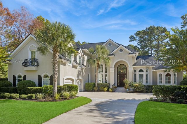 20 Balmoral Pl, Hilton Head Island, SC 29926