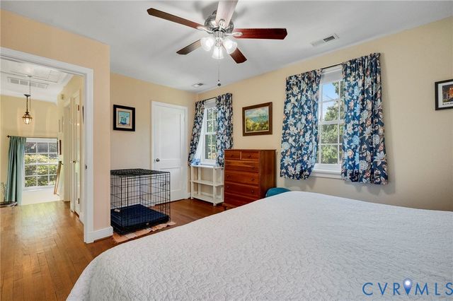 1931 Maple Shade Ln, Richmond, VA 23227