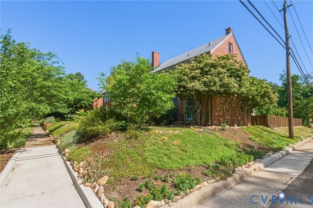 1931 Maple Shade Ln, Richmond, VA 23227