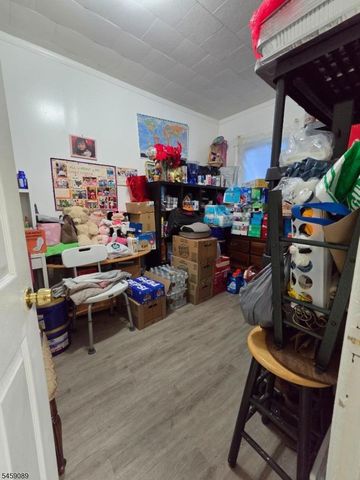 132 Paterson Ave, Paterson City, NJ 07502