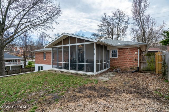 1806 TOWER DRIVE, Jefferson City, MO 65109