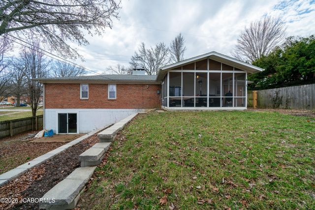 1806 TOWER DRIVE, Jefferson City, MO 65109