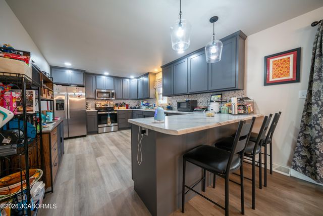 1806 TOWER DRIVE, Jefferson City, MO 65109