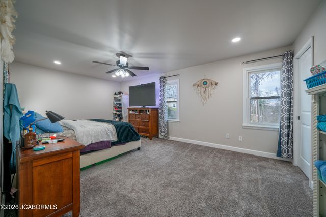 1806 TOWER DRIVE, Jefferson City, MO 65109