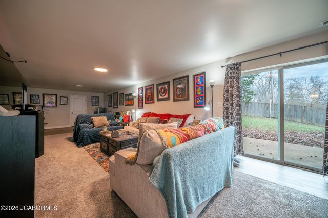 1806 TOWER DRIVE, Jefferson City, MO 65109