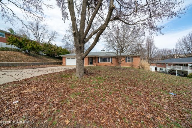 1806 TOWER DRIVE, Jefferson City, MO 65109