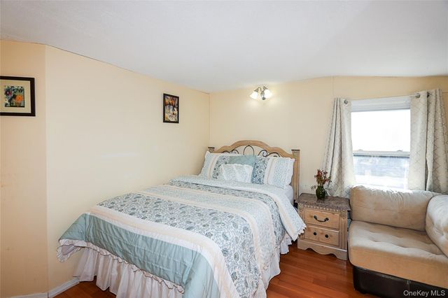 169 N 6th Street, Bethpage, NY 11714