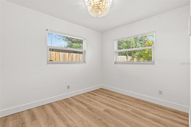 8020 24TH AVENUE N, St Petersburg, FL 33710