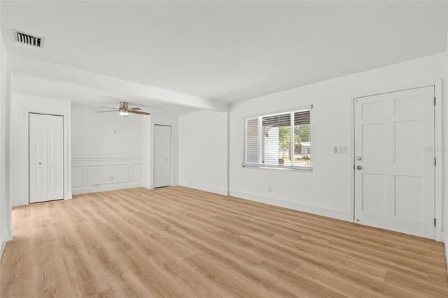 8020 24TH AVENUE N, St Petersburg, FL 33710