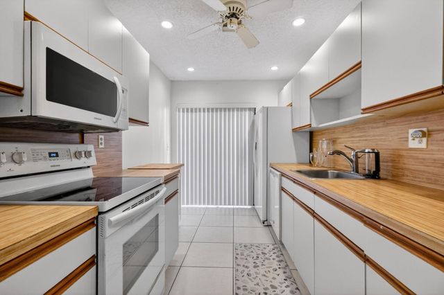 14151 Nesting Way A, Delray Beach, FL 33484