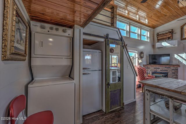 476-478 Lapidary Lane, Young Harris, GA 30582