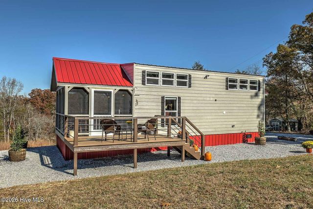 476-478 Lapidary Lane, Young Harris, GA 30582
