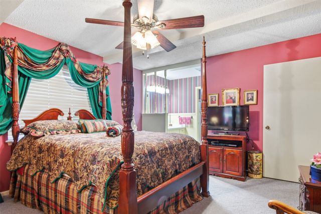 14202 Valley View Ridge, Tyler, TX 75709