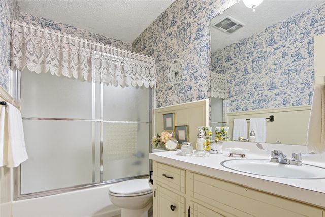 14202 Valley View Ridge, Tyler, TX 75709