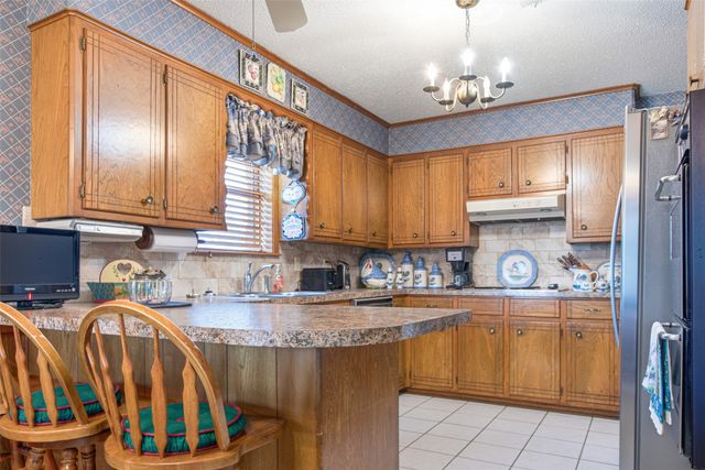 14202 Valley View Ridge, Tyler, TX 75709