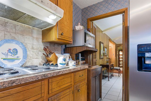 14202 Valley View Ridge, Tyler, TX 75709