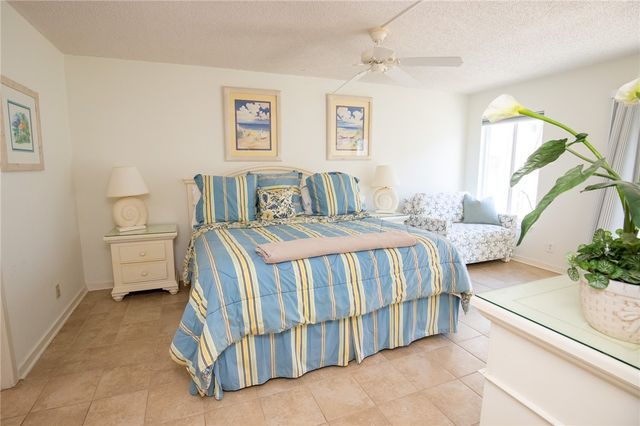 1440 Ocean Blvd 123, St Simons Island, GA 31522