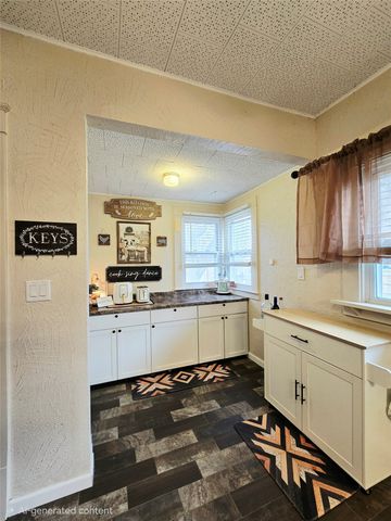 402 2nd Street SW, Melcher Dallas, IA 50163