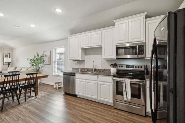 1424 Warringwood Drive, Greenville, TX 75402