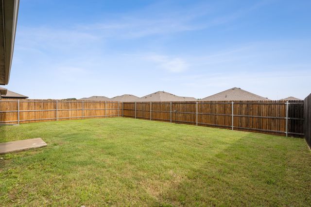 1424 Warringwood Drive, Greenville, TX 75402