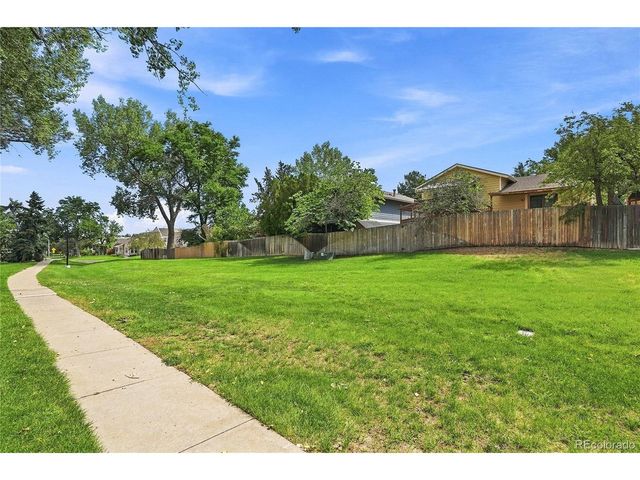 2811 S Ursula Ct S, Aurora, CO 80014
