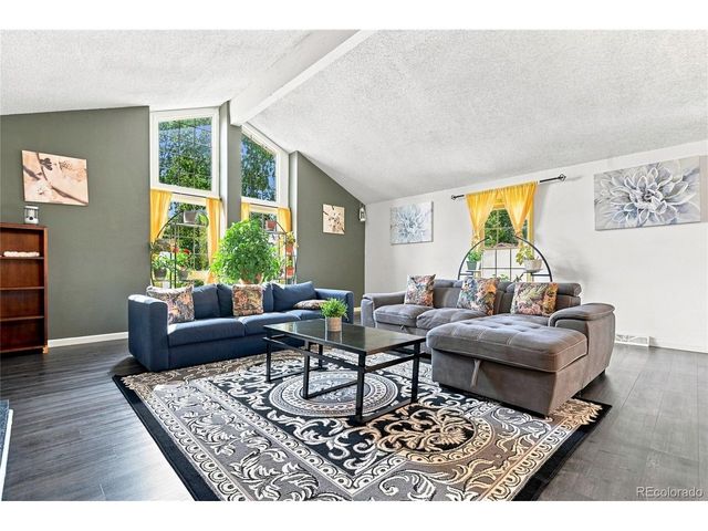 2811 S Ursula Ct S, Aurora, CO 80014