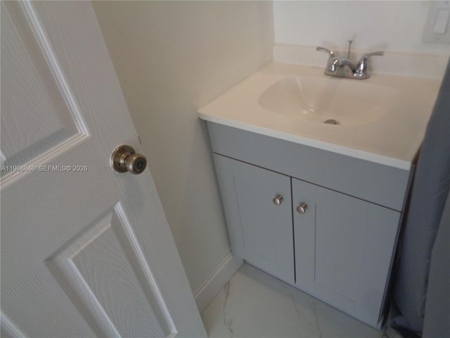 2060 SE 14th St, Homestead, FL 33035