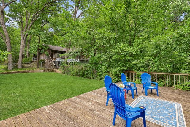5324 Robertson Drive, Des Moines, IA 50312
