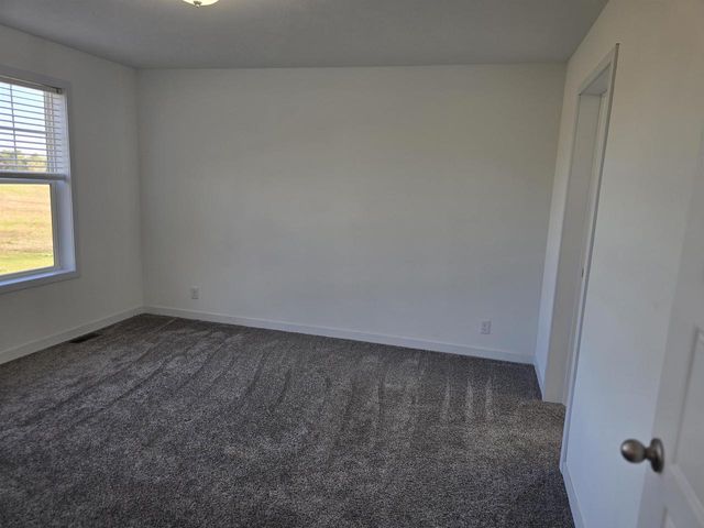 626 N SEMROW ROAD, Coloma, WI 54930