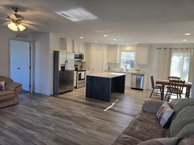 626 N SEMROW ROAD, Coloma, WI 54930