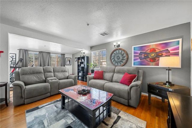 17717 Sierra Trail, Lake Hughes, CA 93532