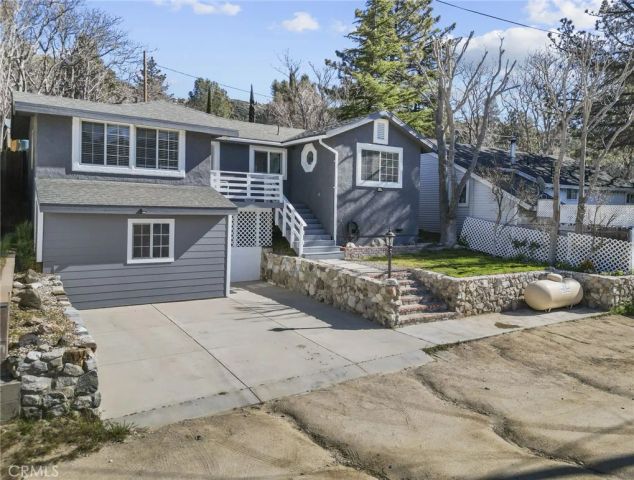 17717 Sierra Trail, Lake Hughes, CA 93532