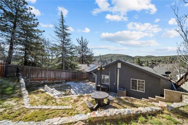 17717 Sierra Trail, Lake Hughes, CA 93532