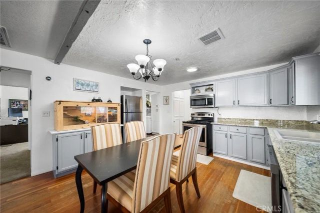 17717 Sierra Trail, Lake Hughes, CA 93532