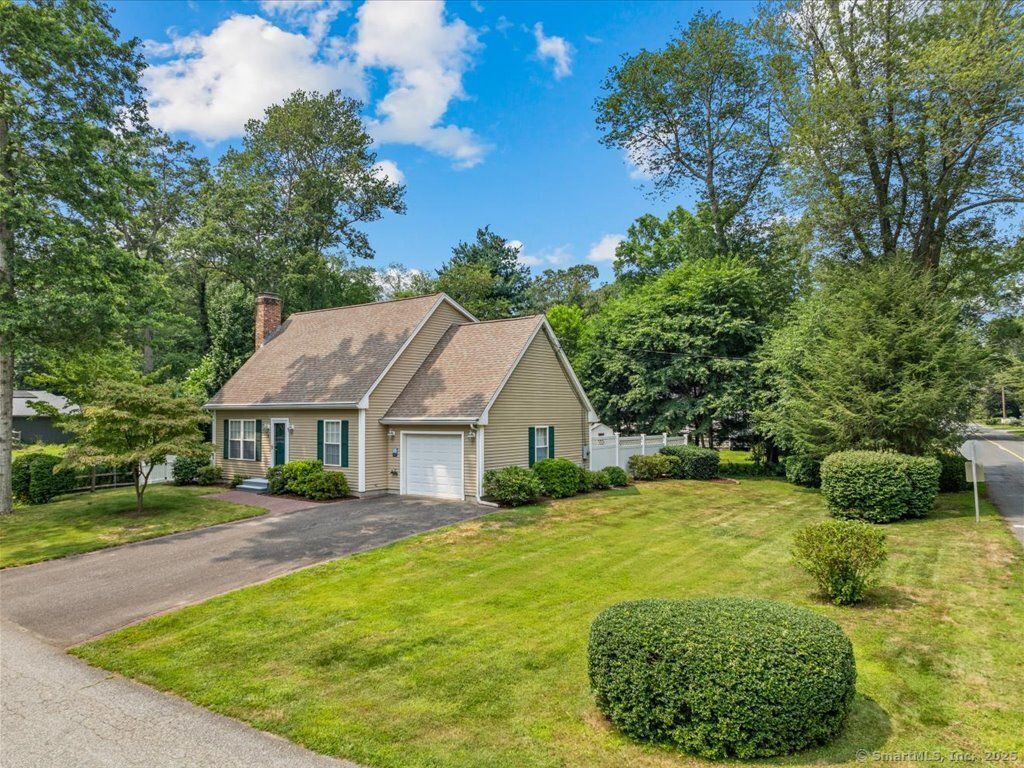 1 Epsilon Avenue, Old Lyme, CT 06371