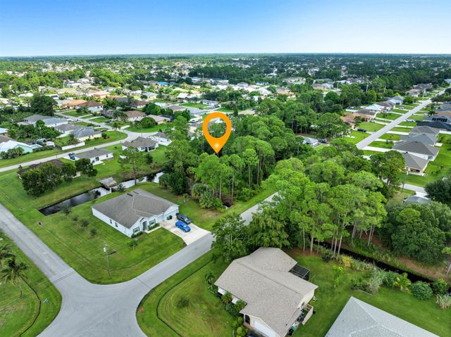1789 SW Penrose Avenue, Port St Lucie, FL 34953