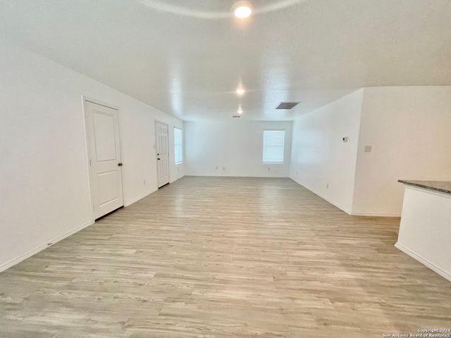 14010 Silos, San Antonio, TX 78252