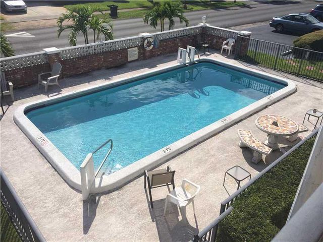 2701 Middle River Drive 19, Fort Lauderdale, FL 33306
