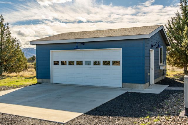 15755 SW Perch Road, Terrebonne, OR 97760