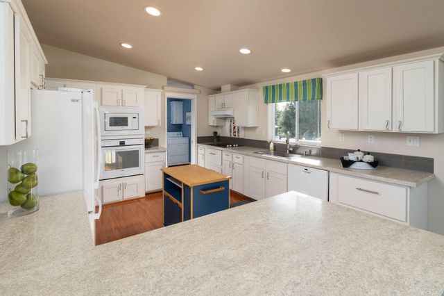 15755 SW Perch Road, Terrebonne, OR 97760