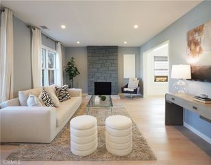 9420 Hargis, Los Angeles, CA 90034