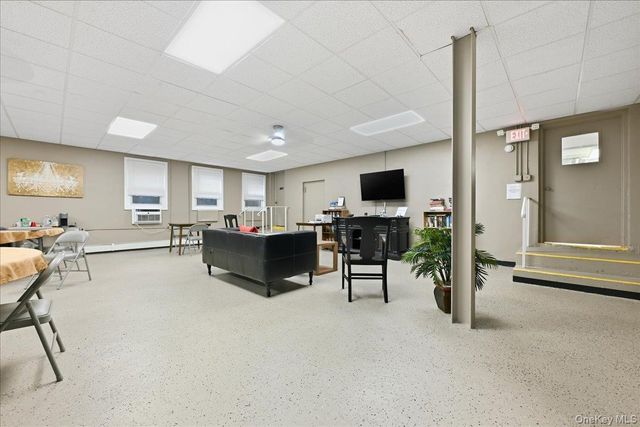 250 N Village Avenue B2, Rockville Centre, NY 11570