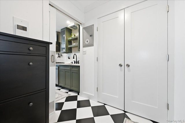 250 N Village Avenue B2, Rockville Centre, NY 11570